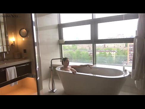 ❤️ Tremenda pupa che si masturba appassionatamente la figa in bagno ❤️❌ Porno russoal it.123sex.ru ❌️