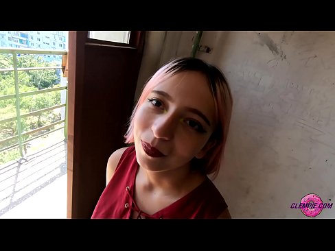 ❤️ Studentessa sensuale succhia uno sconosciuto nell'Outback - Sborra sulla sua faccia ❤️❌ Porno russoal it.123sex.ru ❌️